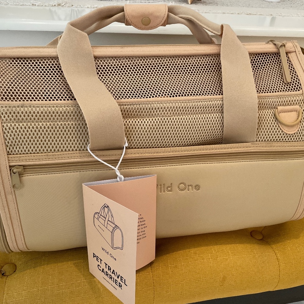 Wild One Travel Carrier - Tan